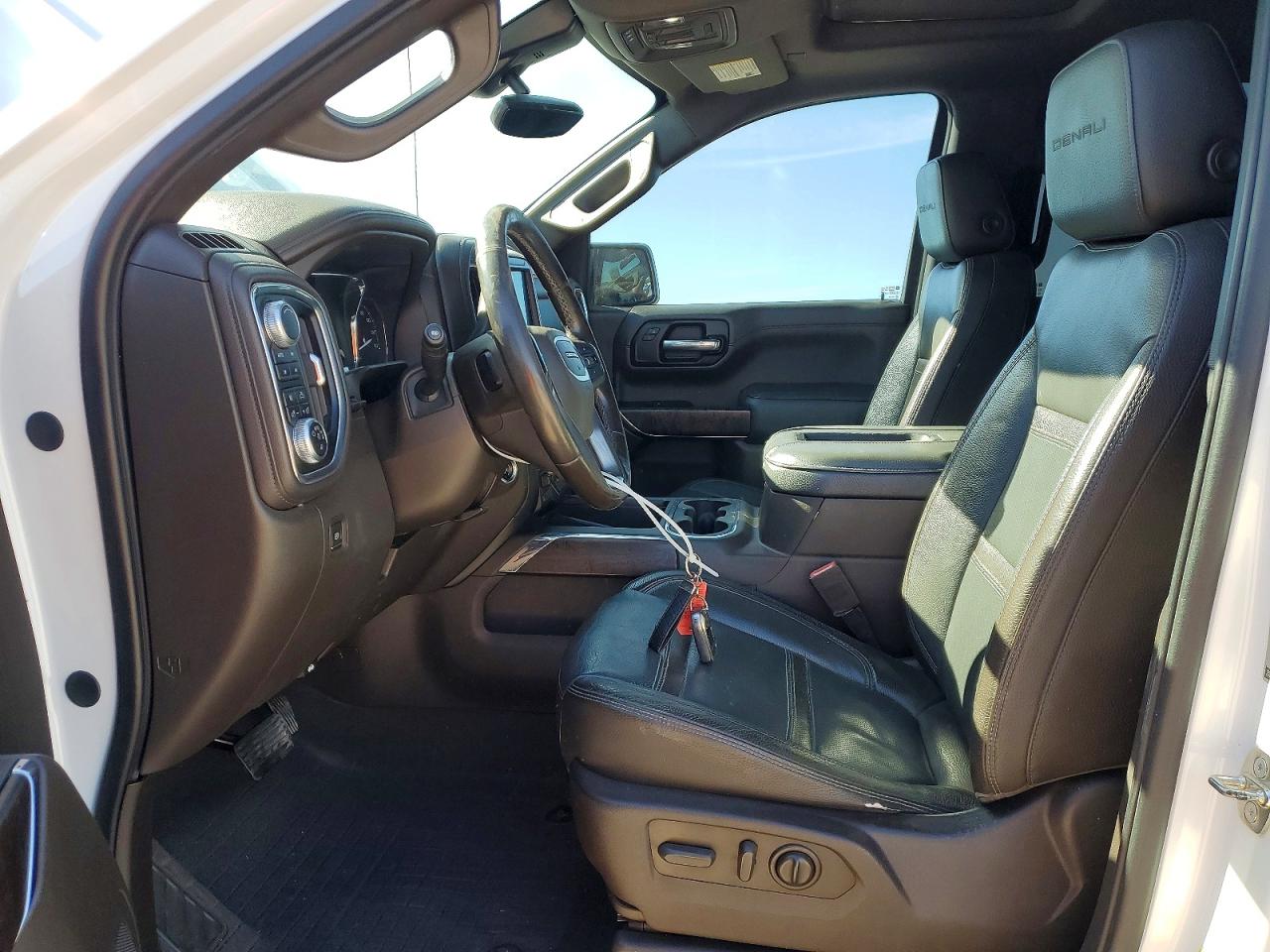 GMC Sierra K1500 Denali
