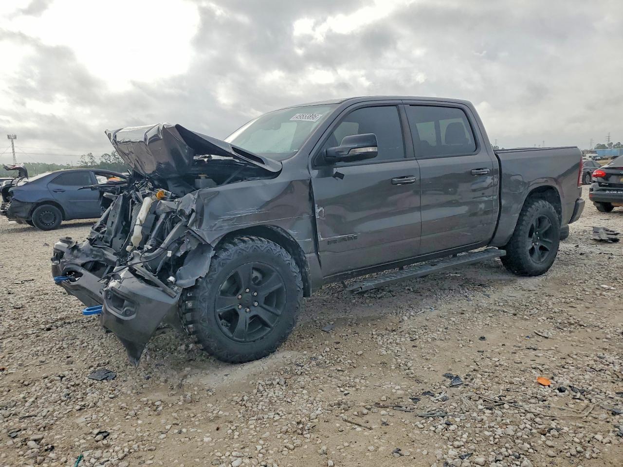 Salvage Ram 1500 Image