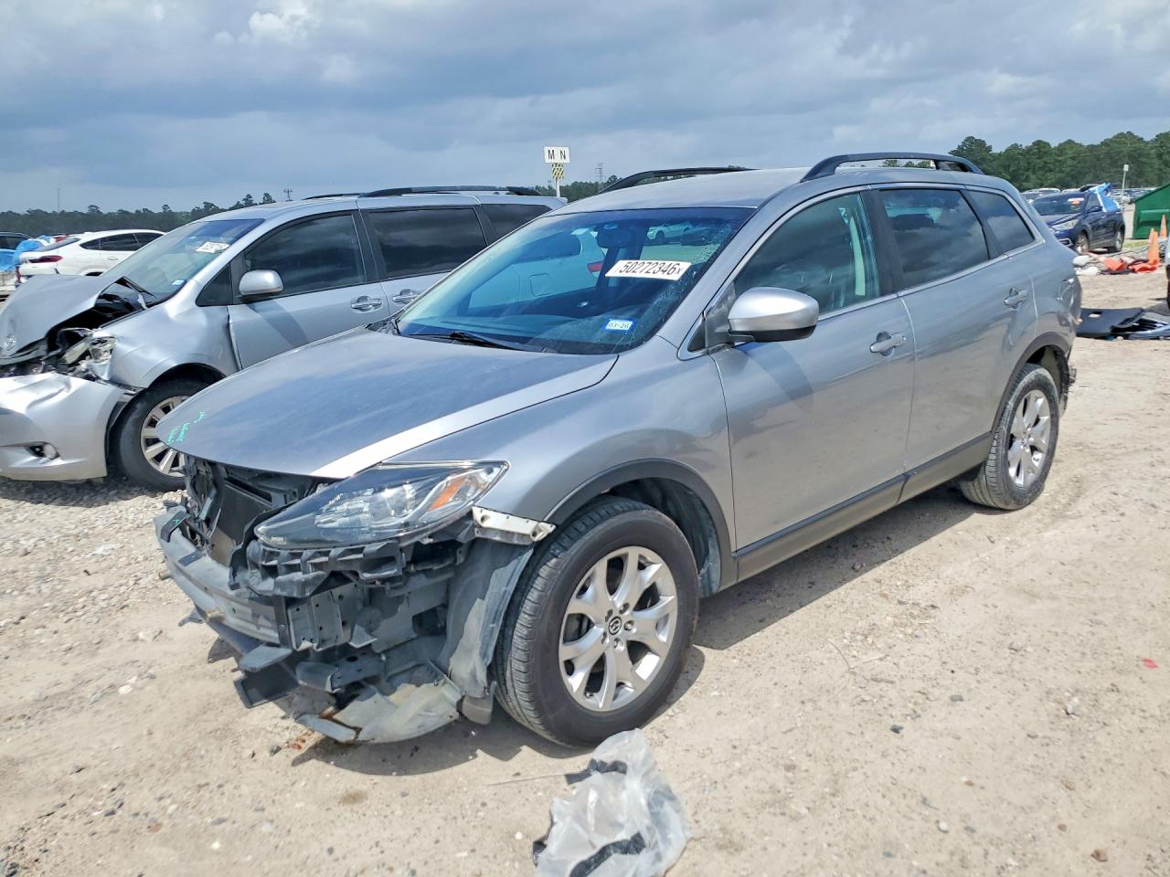Salvage Mazda Cx Image