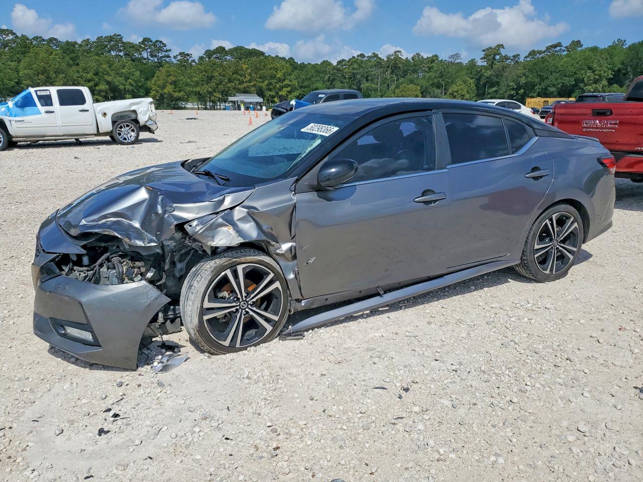 Salvage Nissan Sentra Image