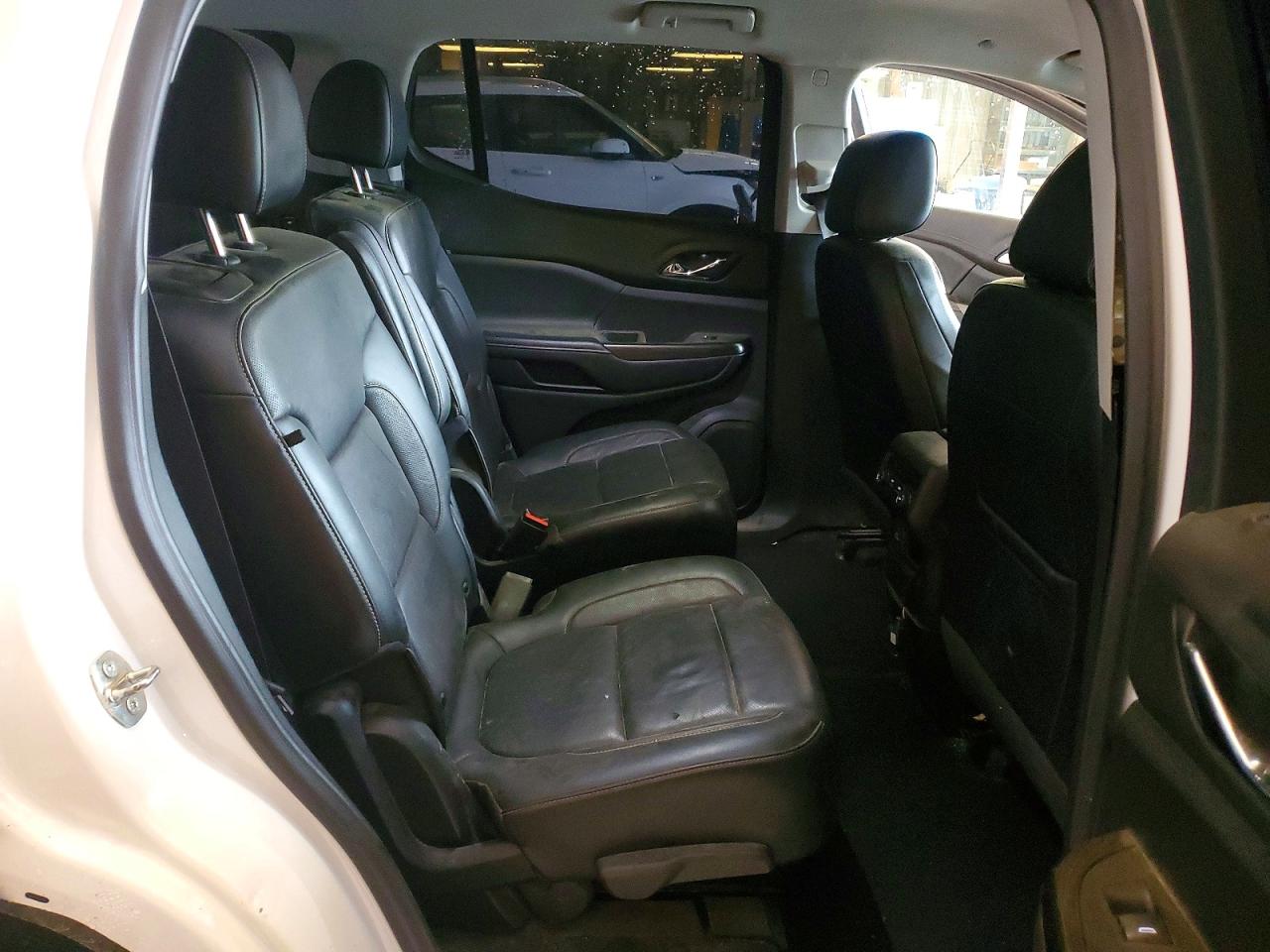 GMC Acadia Slt