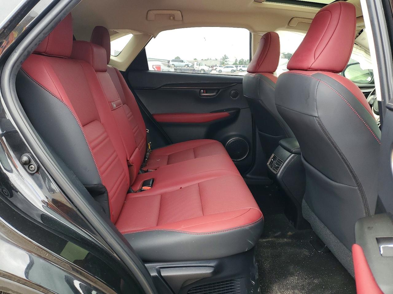 Lexus NX Base