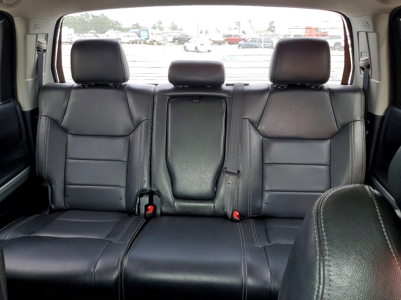 Toyota Tundra Sr5