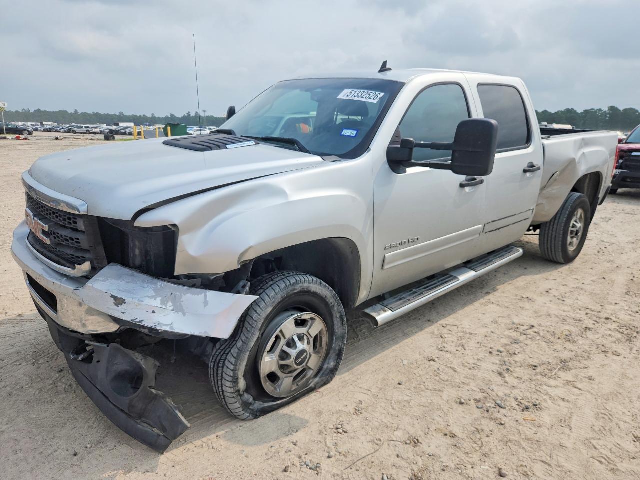 Salvage GMC Sierra Image