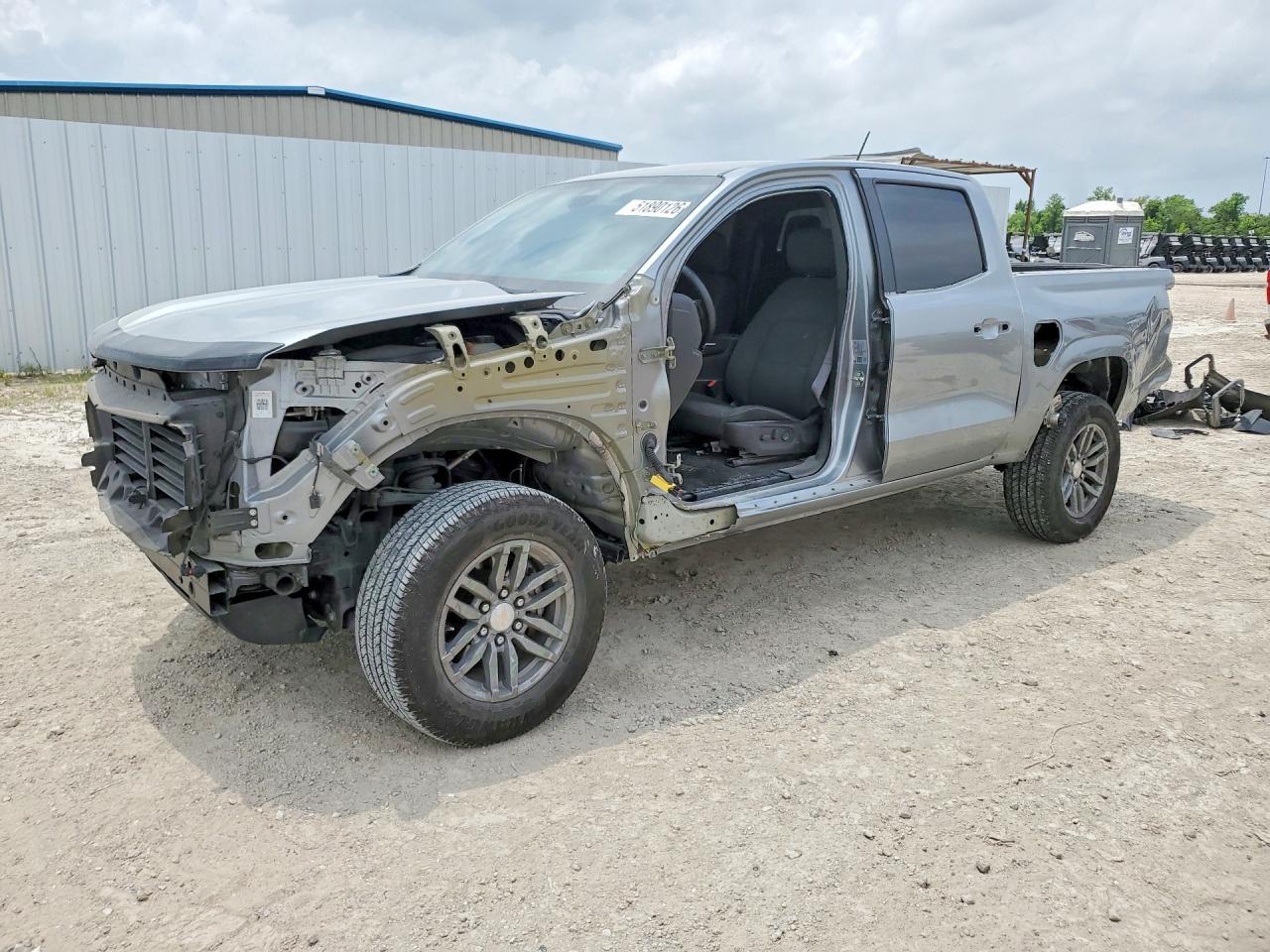 Salvage Chevrolet Colorado Image