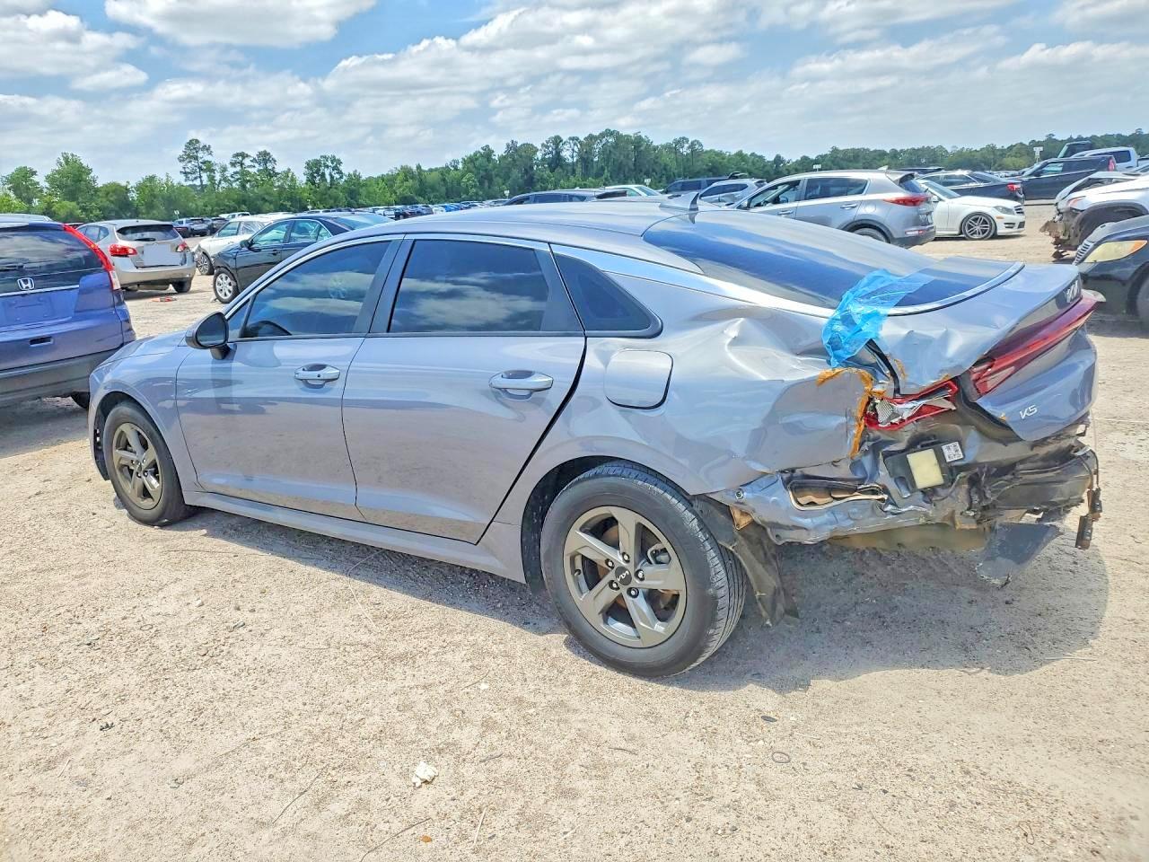 Kia K5 Lxs
