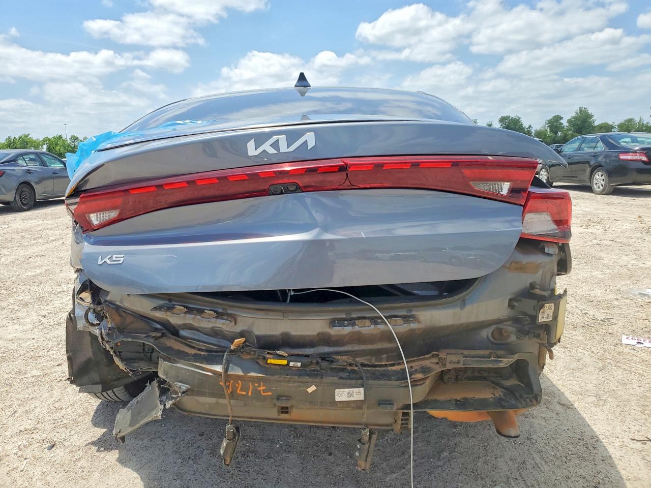 Kia K5 Lxs