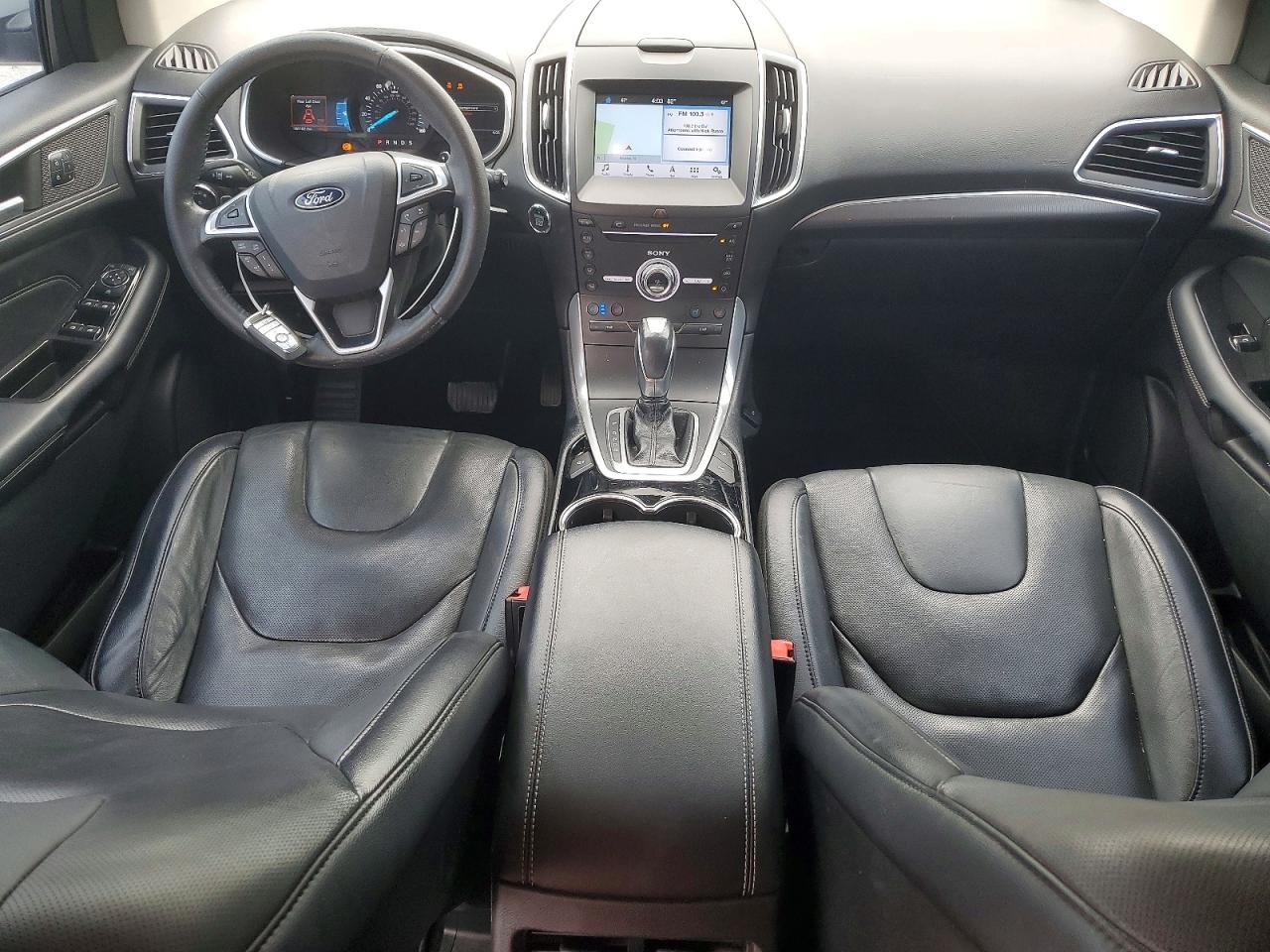 Ford Edge Titanium