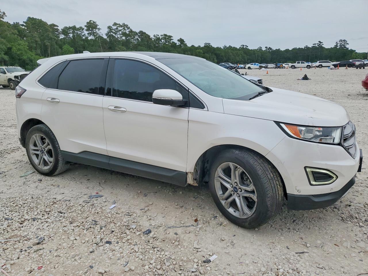 Ford Edge Titanium