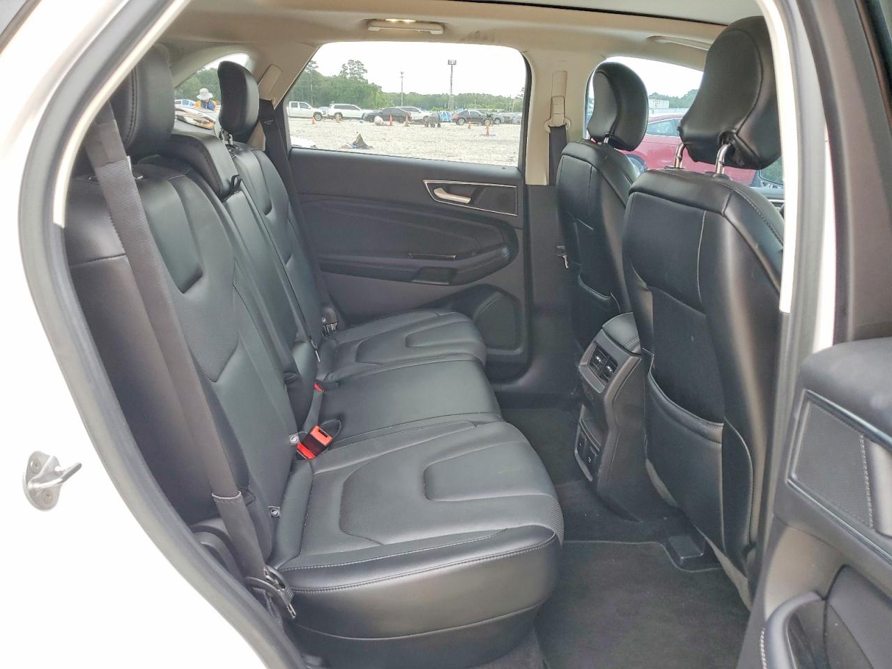 Ford Edge Titanium