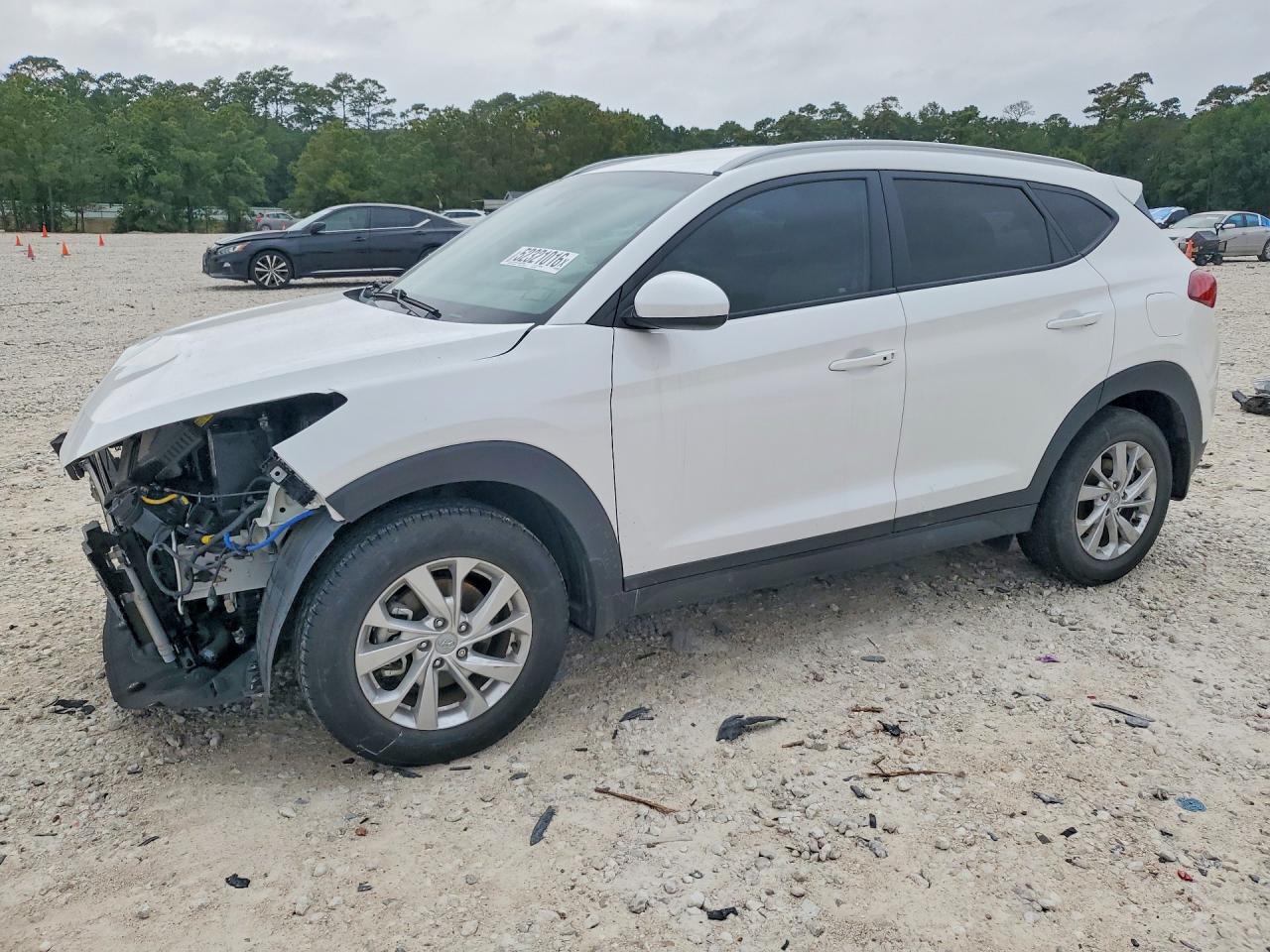 Salvage Hyundai TUCSON Image