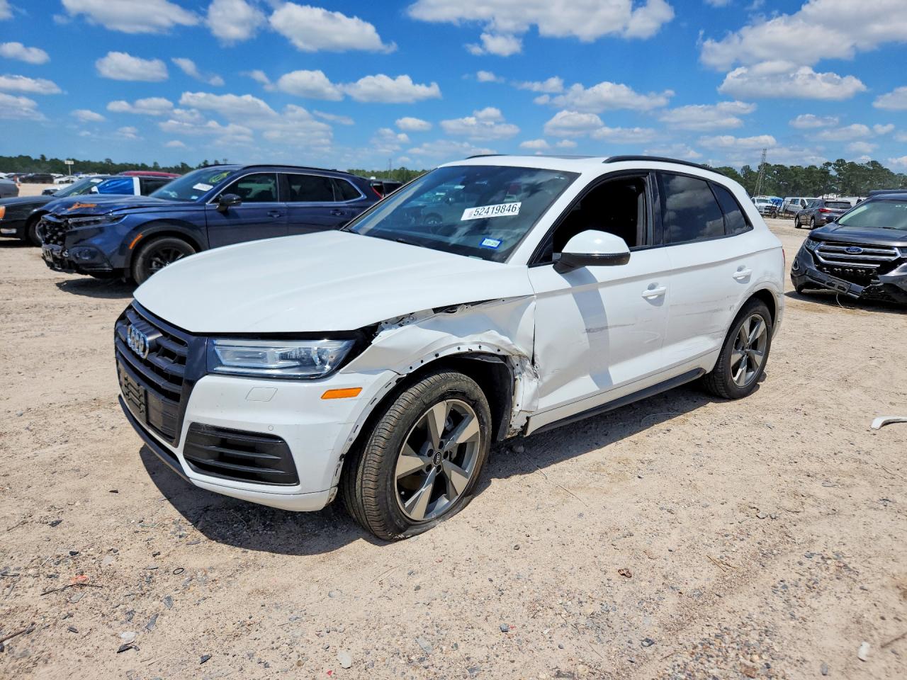 Salvage Audi Q5 Image