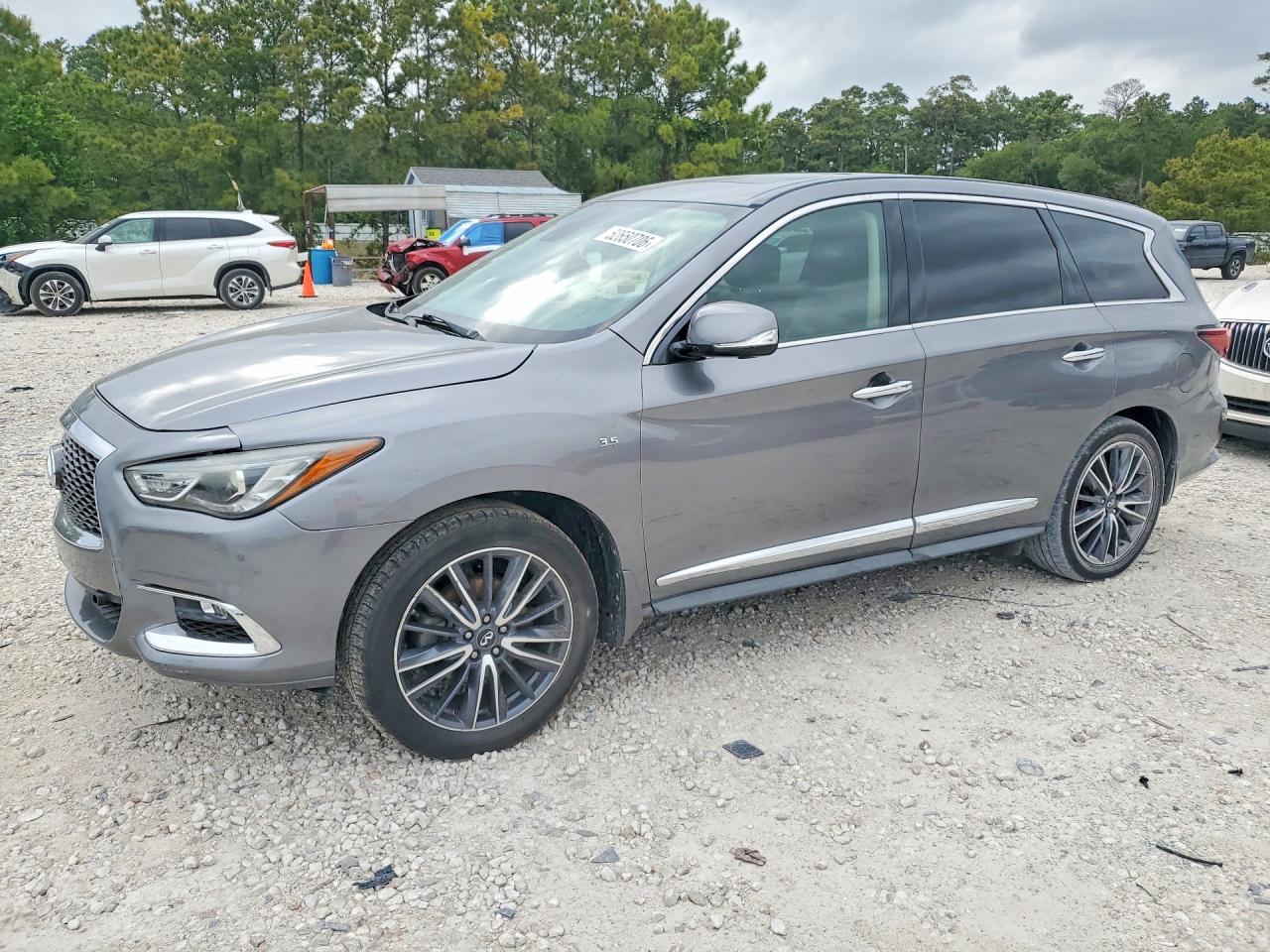Salvage INFINITI Qx Image