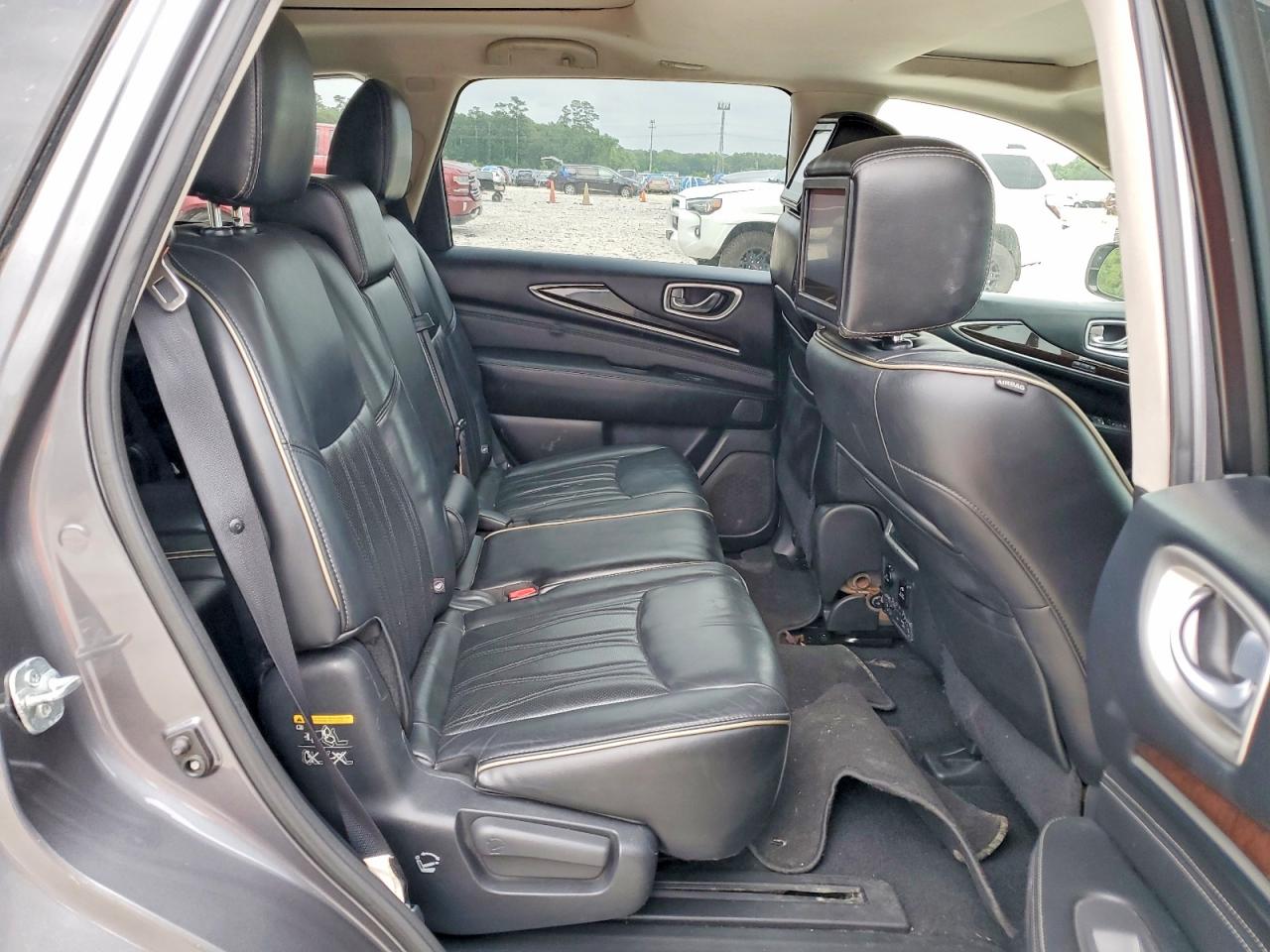 INFINITI Qx Base