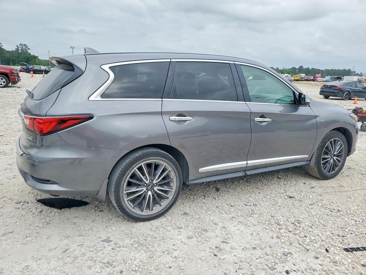INFINITI Qx Base