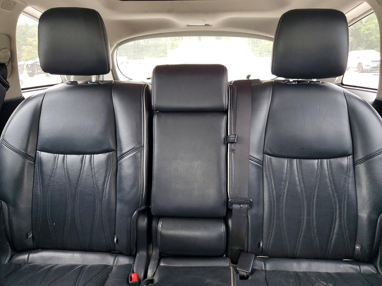 INFINITI Qx Base