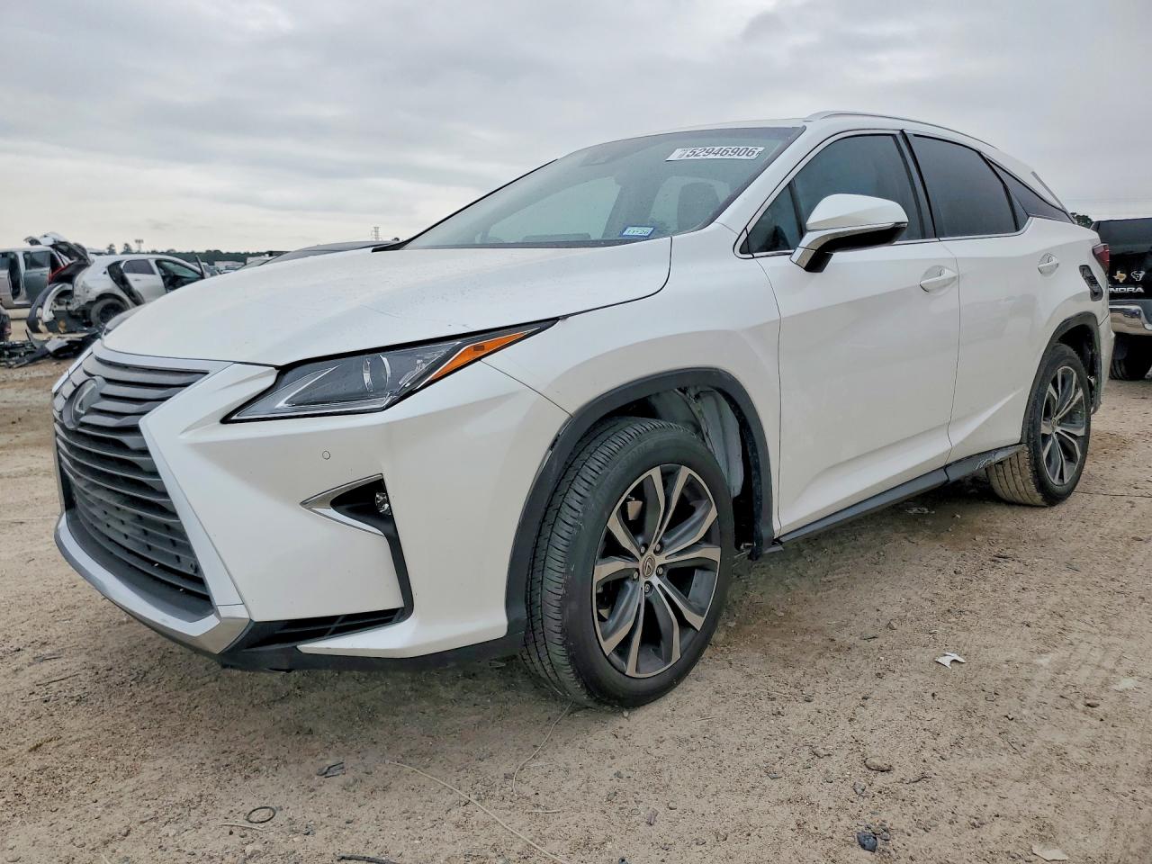 Salvage Lexus RX Image