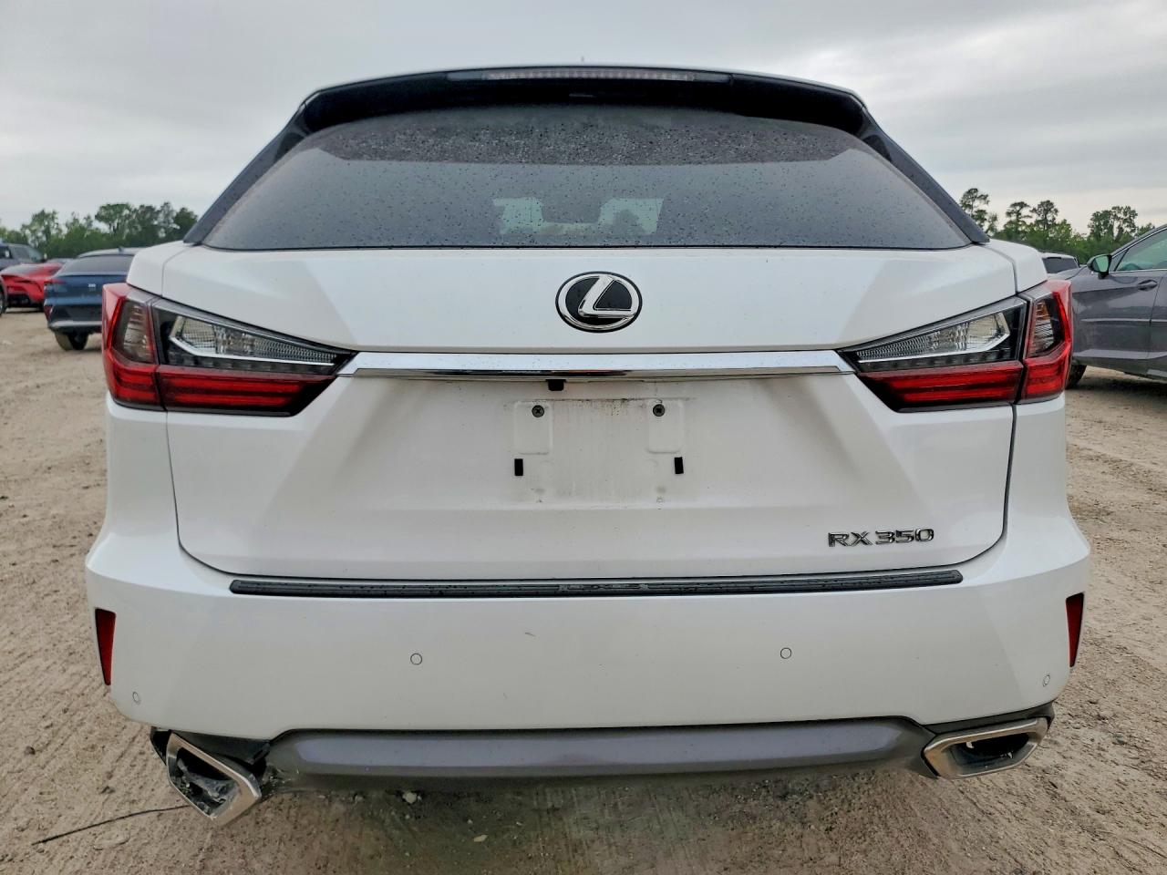 Lexus RX Base
