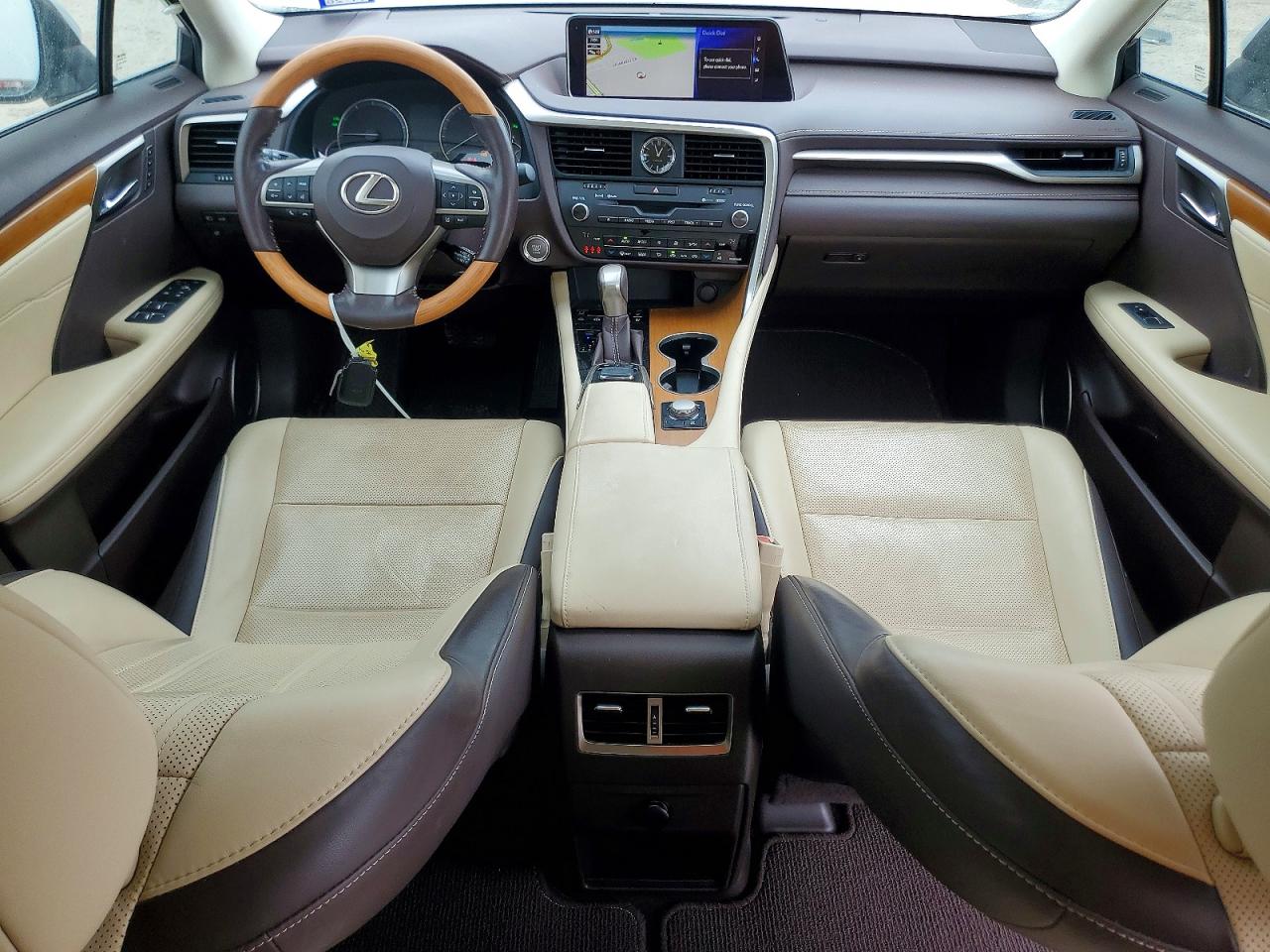 Lexus RX Base