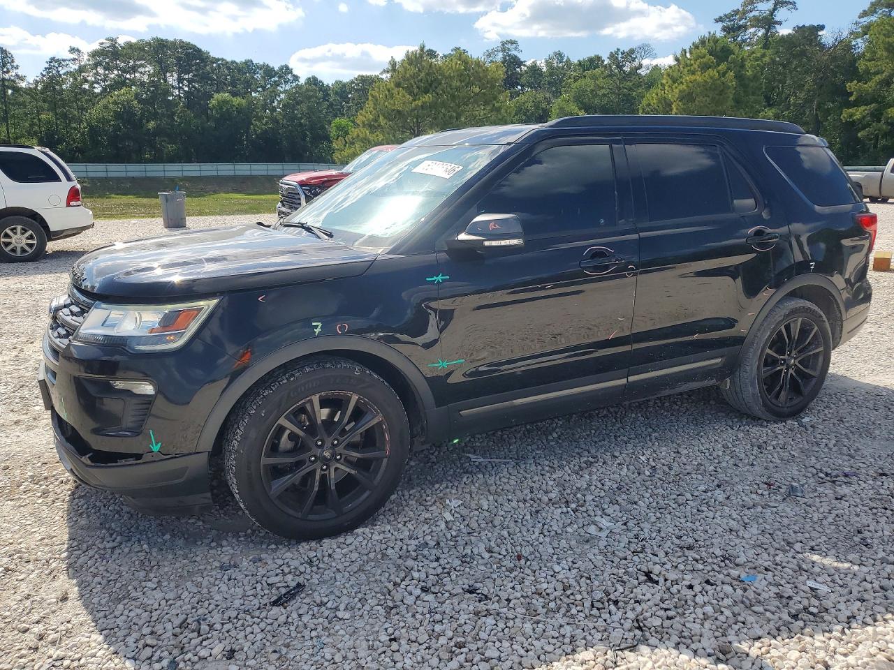 Salvage Ford Explorer Image