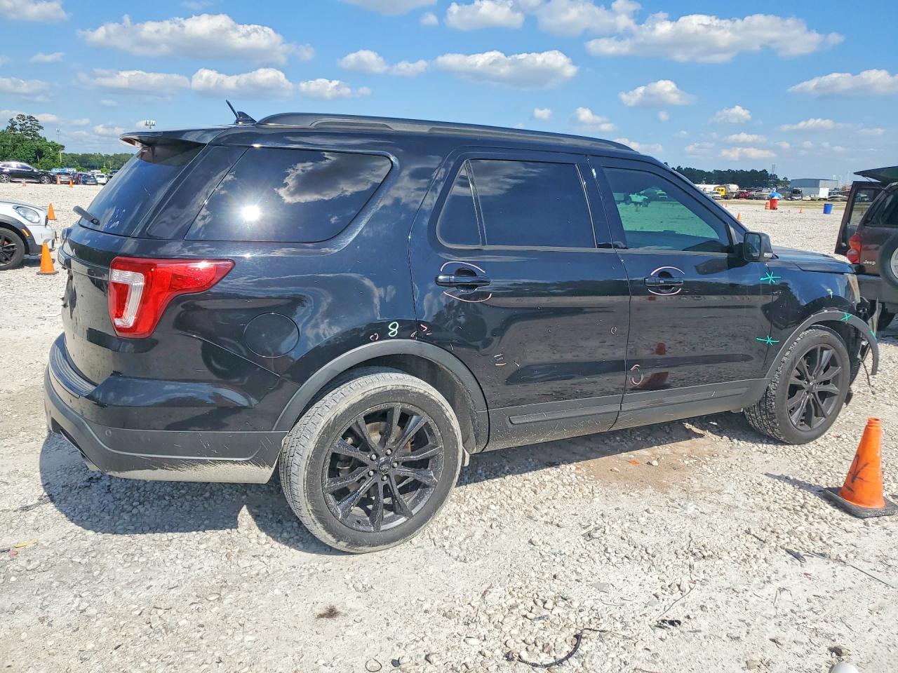 Ford Explorer Xlt