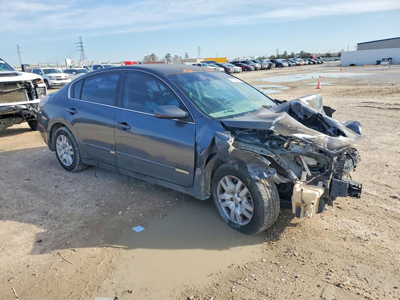 Nissan Altima Base