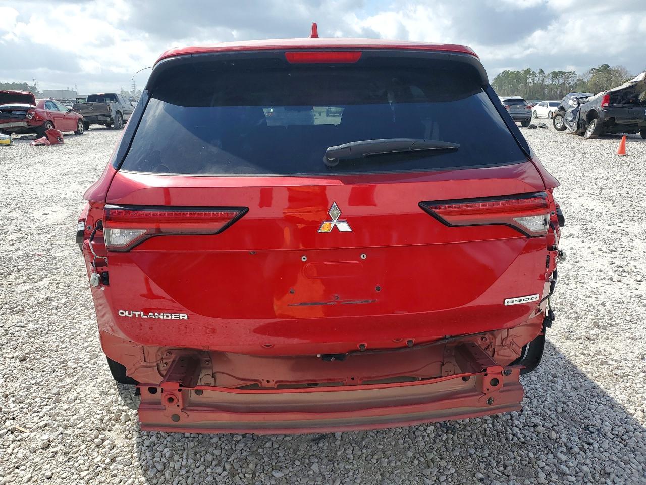Mitsubishi Outlander Es