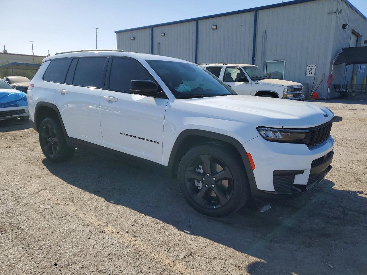 Jeep Cherokee L Laredo