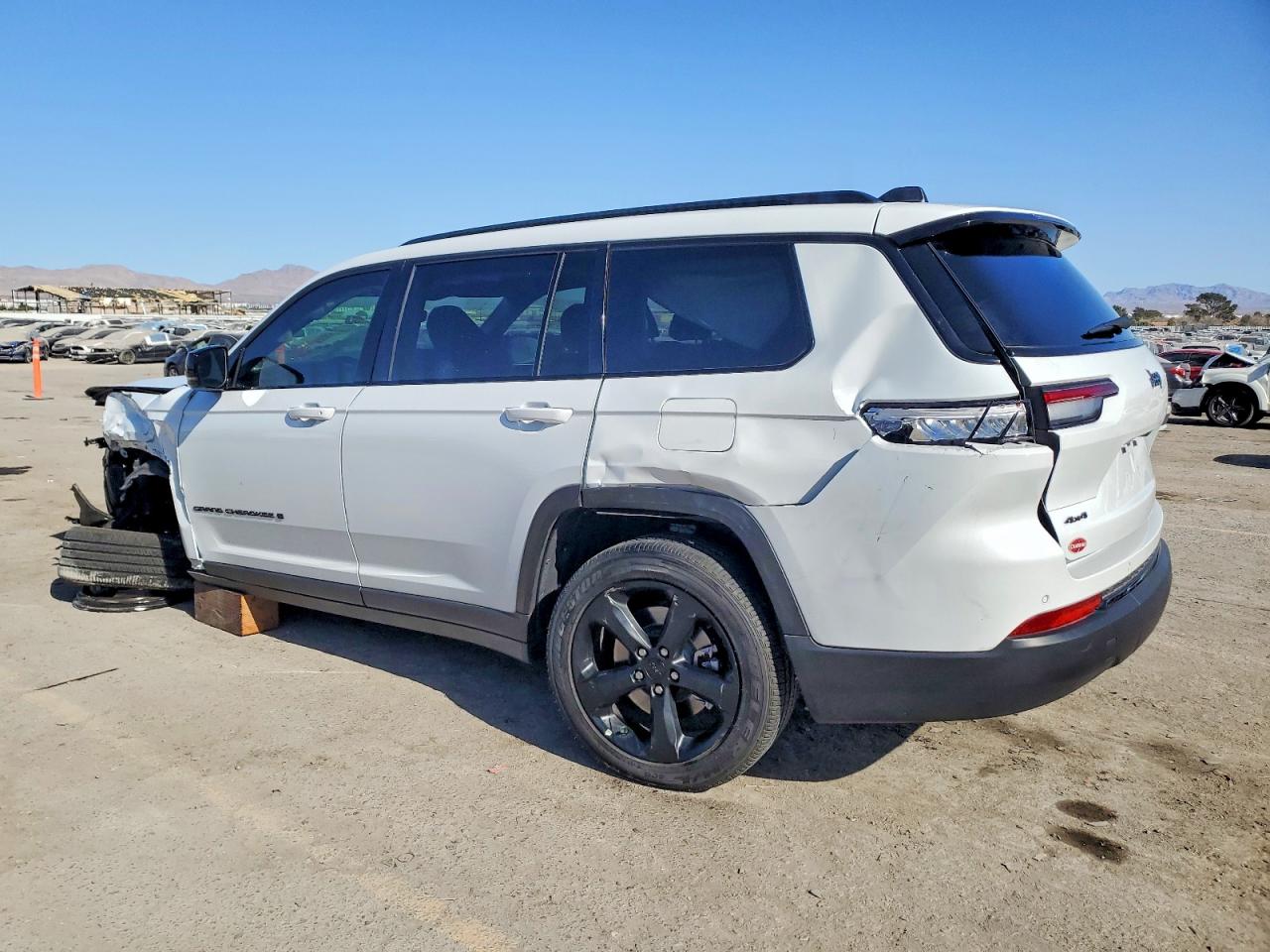 Jeep Cherokee L Laredo
