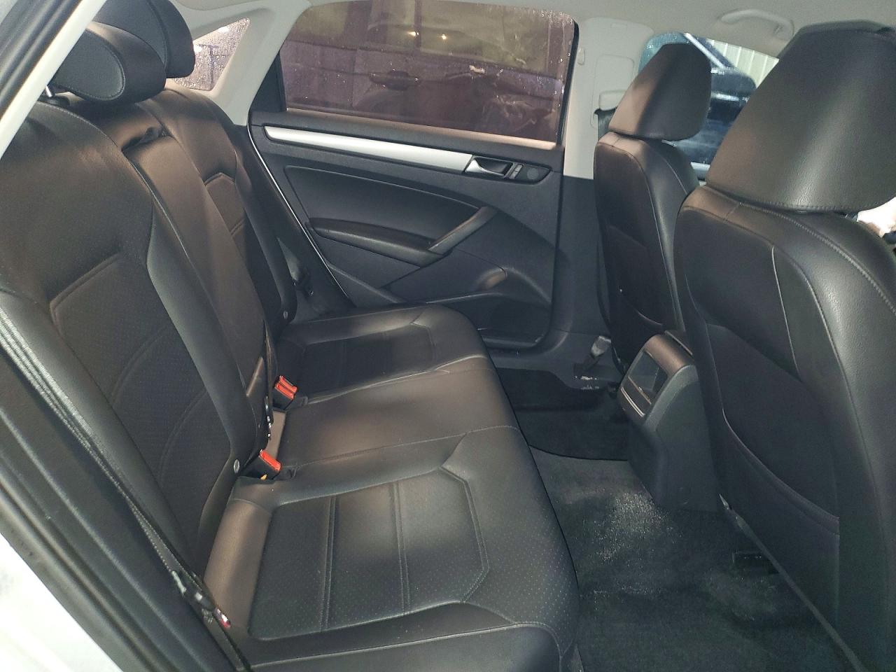 Volkswagen Passat S
