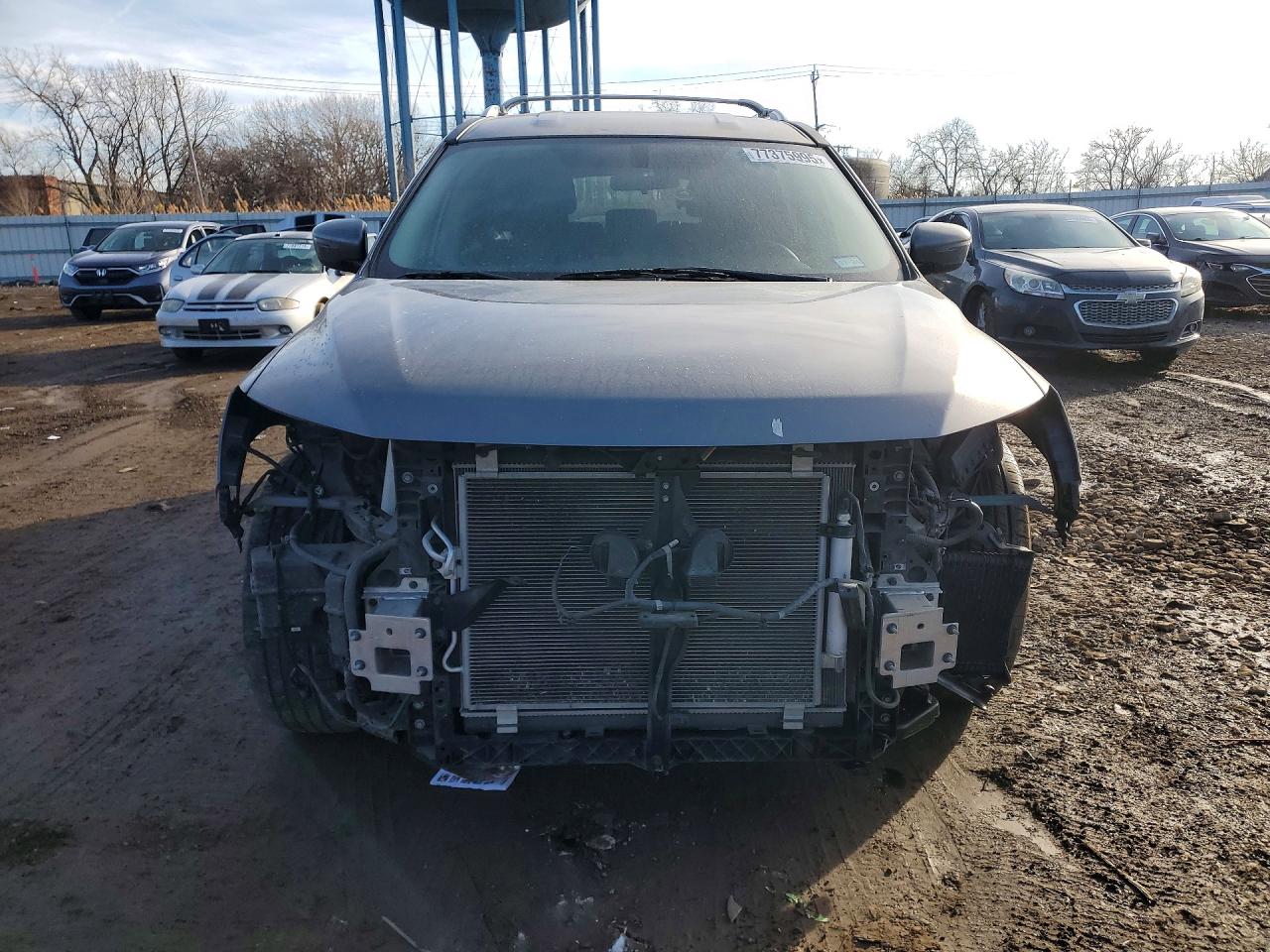 Nissan Pathfinder S