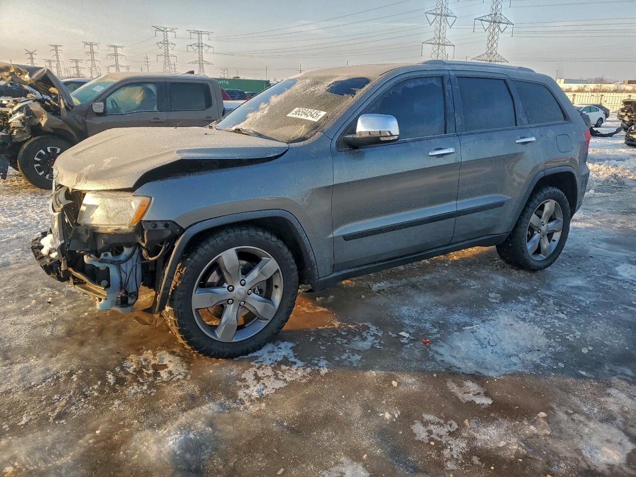 Salvage Jeep Grand Cherokee Image