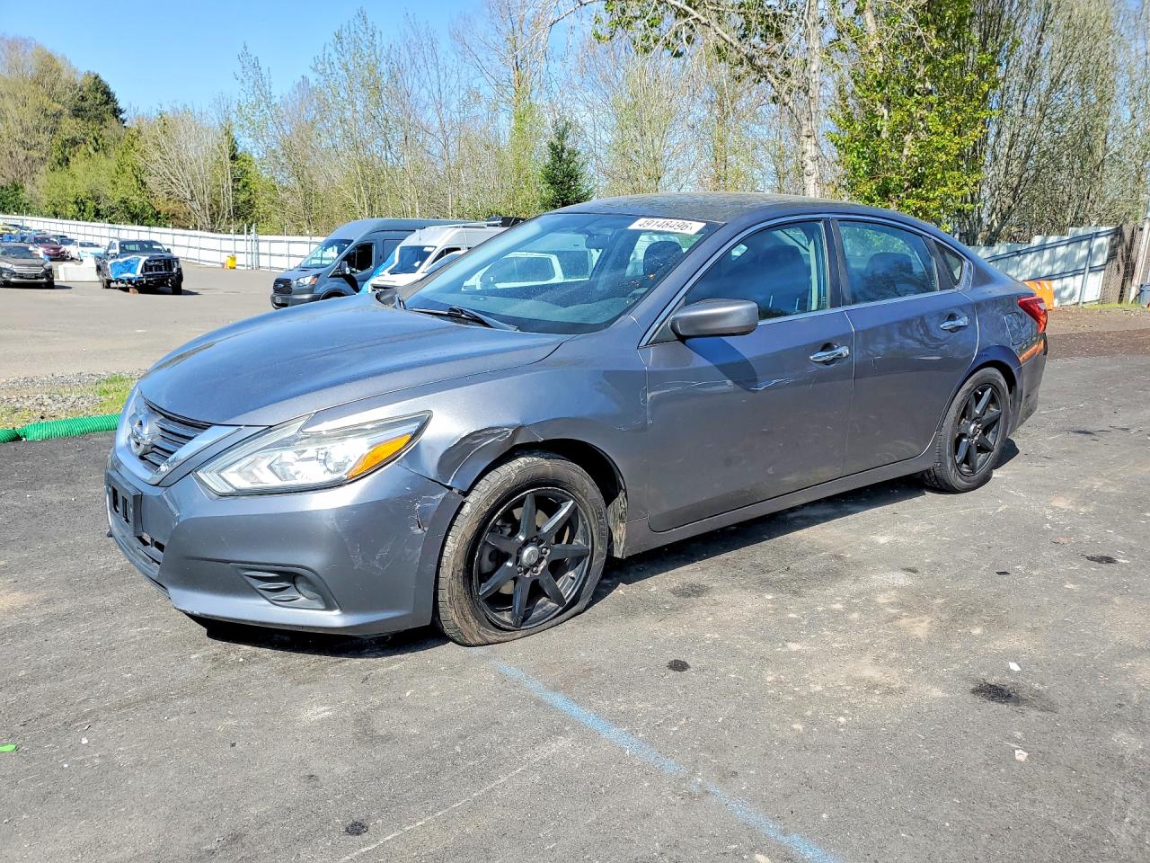 Salvage Nissan Altima Image