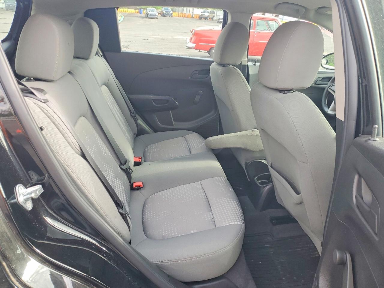 Chevrolet Sonic Ls