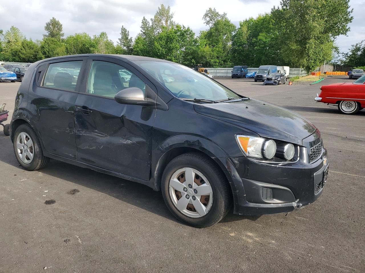 Chevrolet Sonic Ls