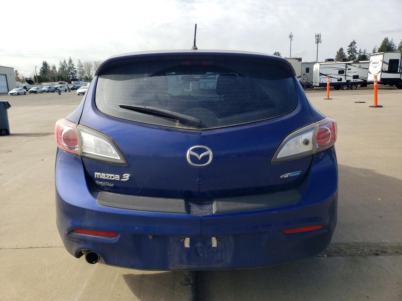 Mazda 3 I