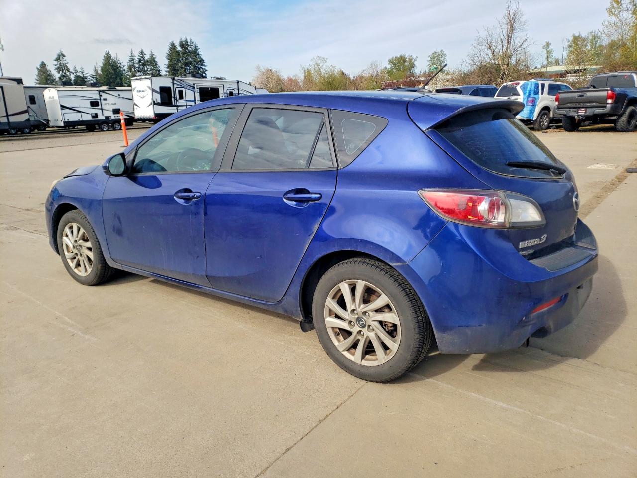 Mazda 3 I