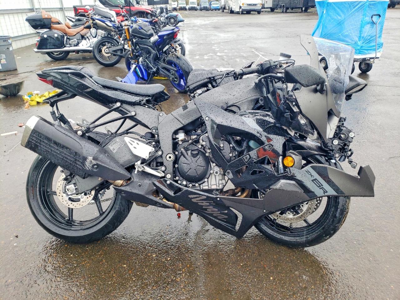 Salvage Kawasaki Ninja 600 Image