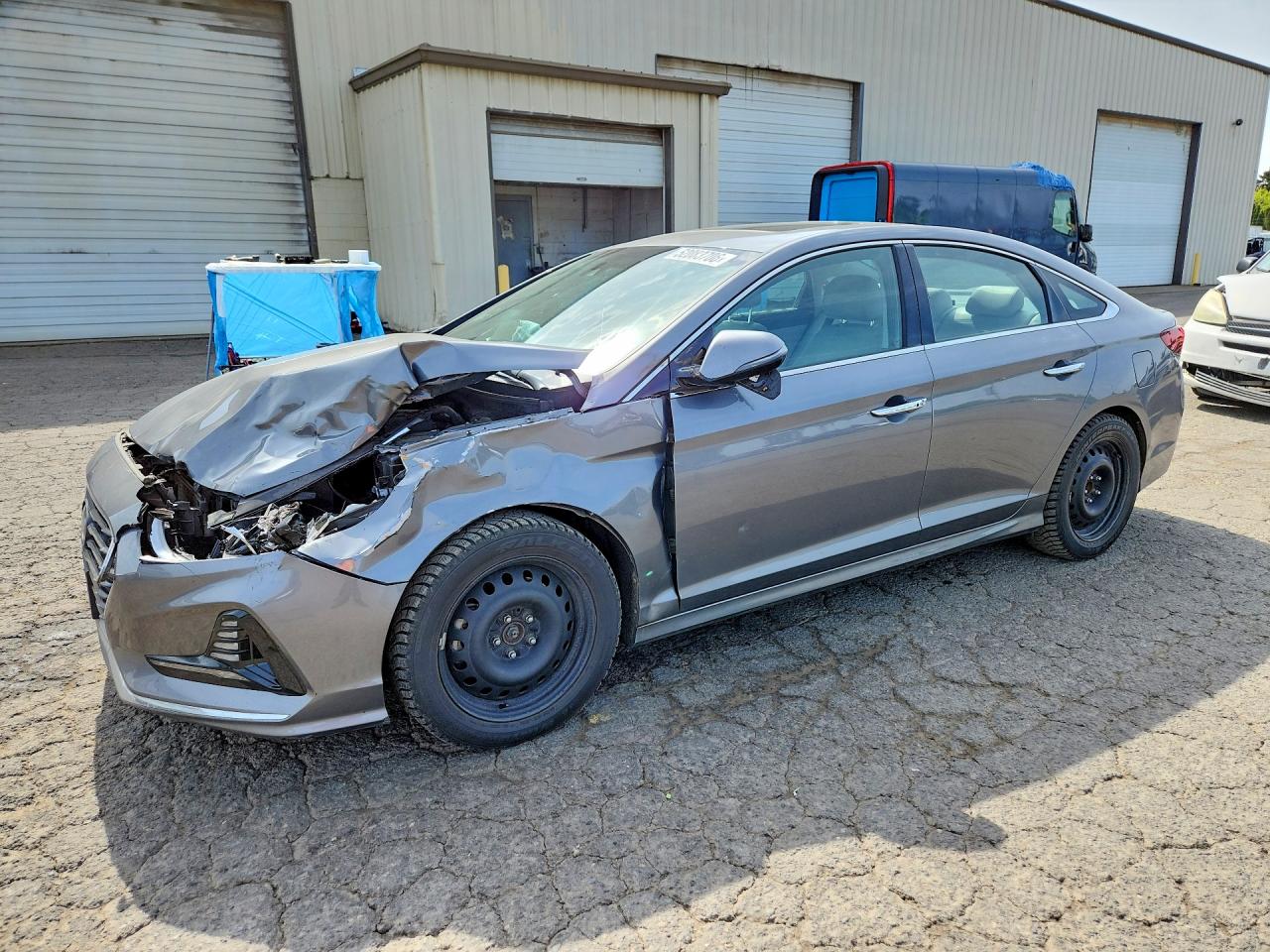 Salvage Hyundai SONATA Image
