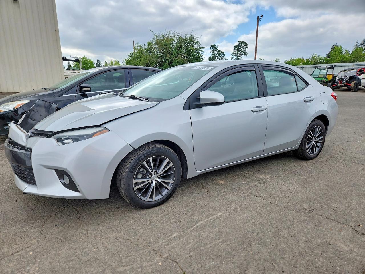 Salvage Toyota Corolla Image