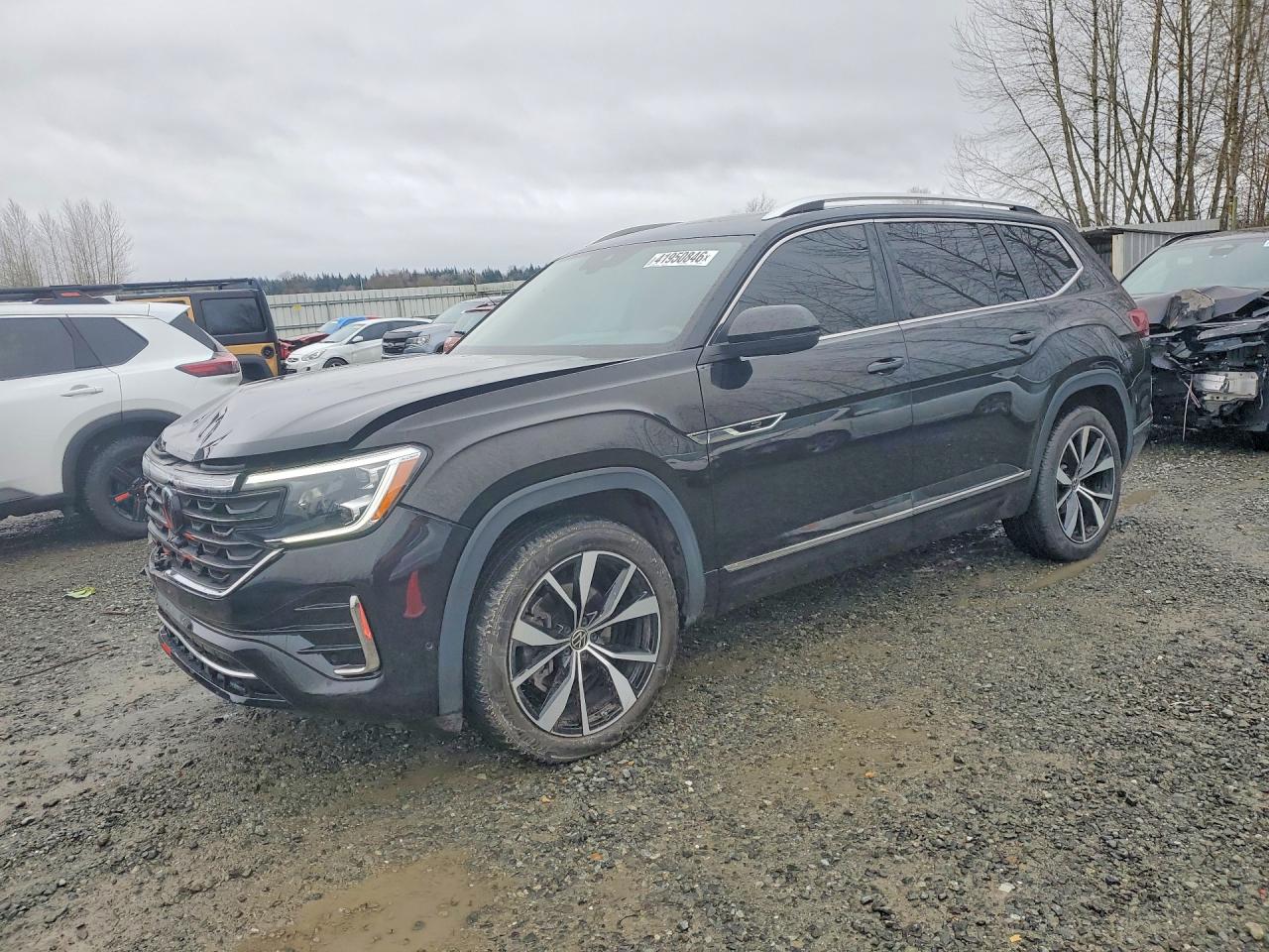 Salvage Volkswagen Atlas Image