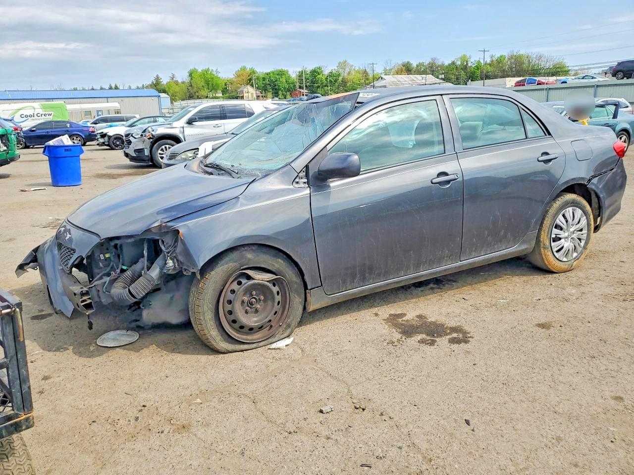 Salvage Toyota Corolla Image