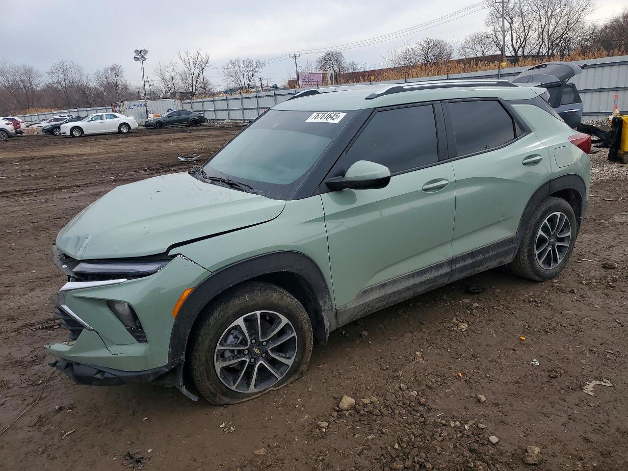 Salvage Chevrolet Trailblazer Image
