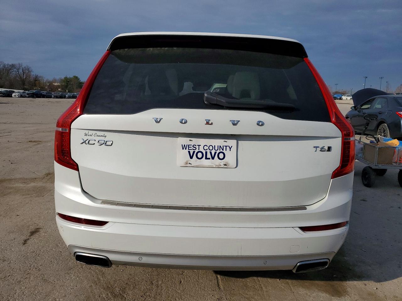 Volvo XC90 T6 Momentum