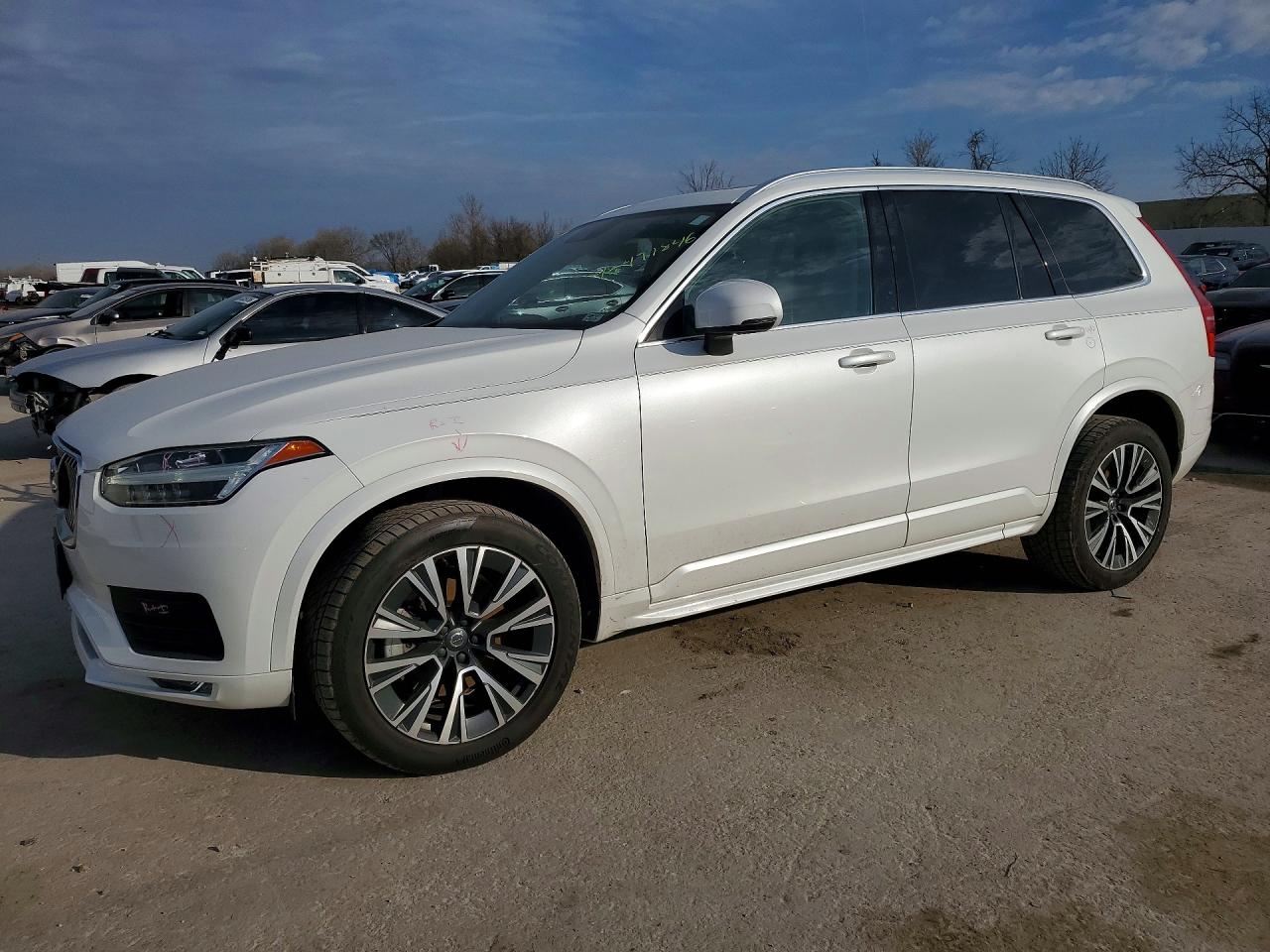 Salvage Volvo XC90 Image