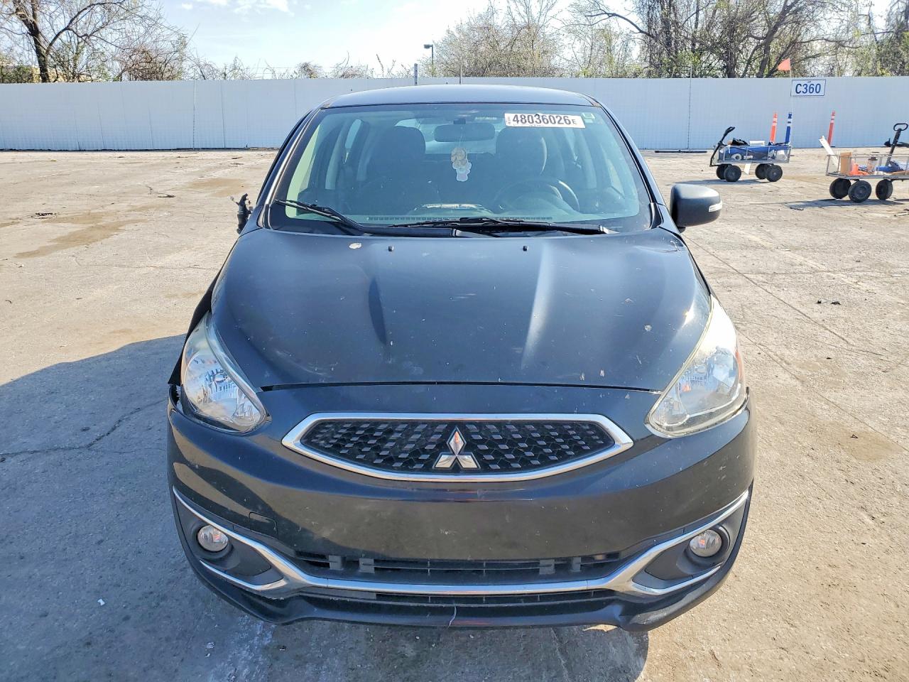 Mitsubishi Mirage Se