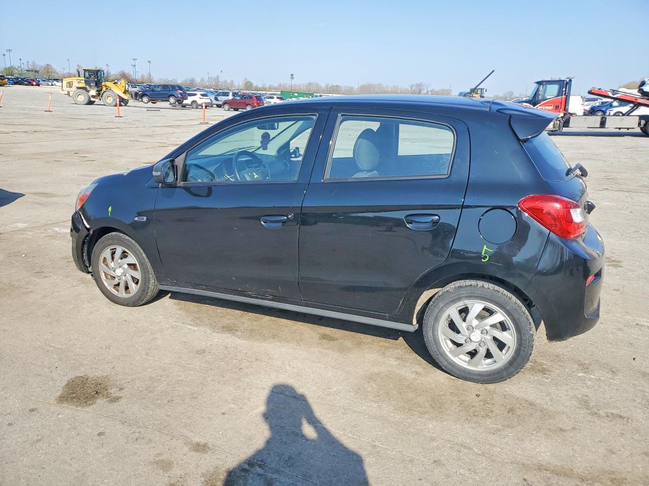 Mitsubishi Mirage Se