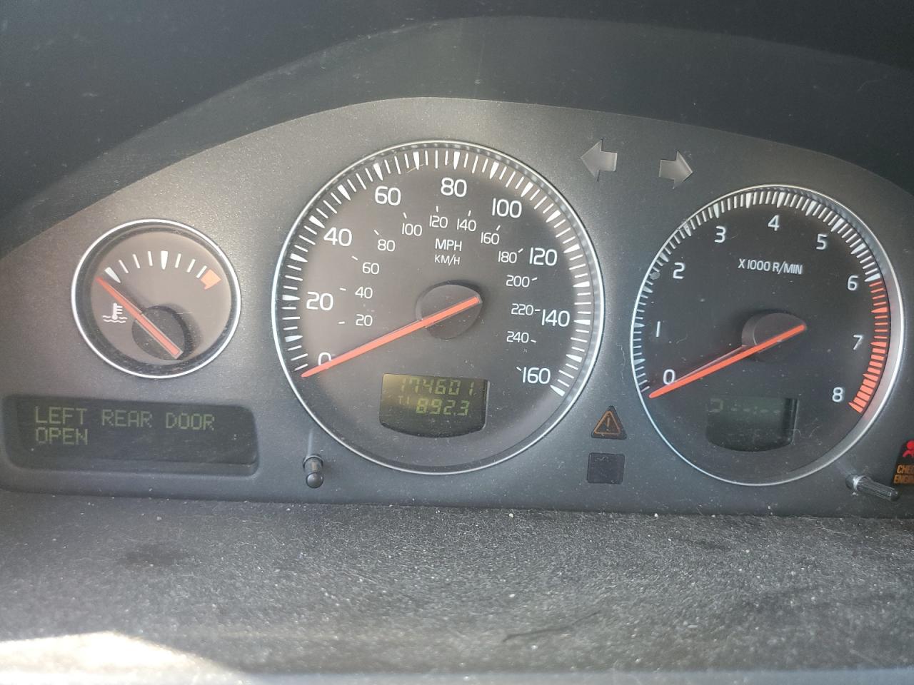 Volvo XC90 3.2
