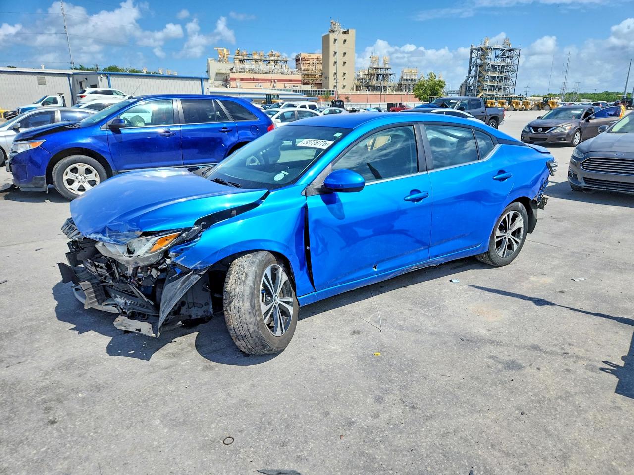 Salvage Nissan Sentra Image