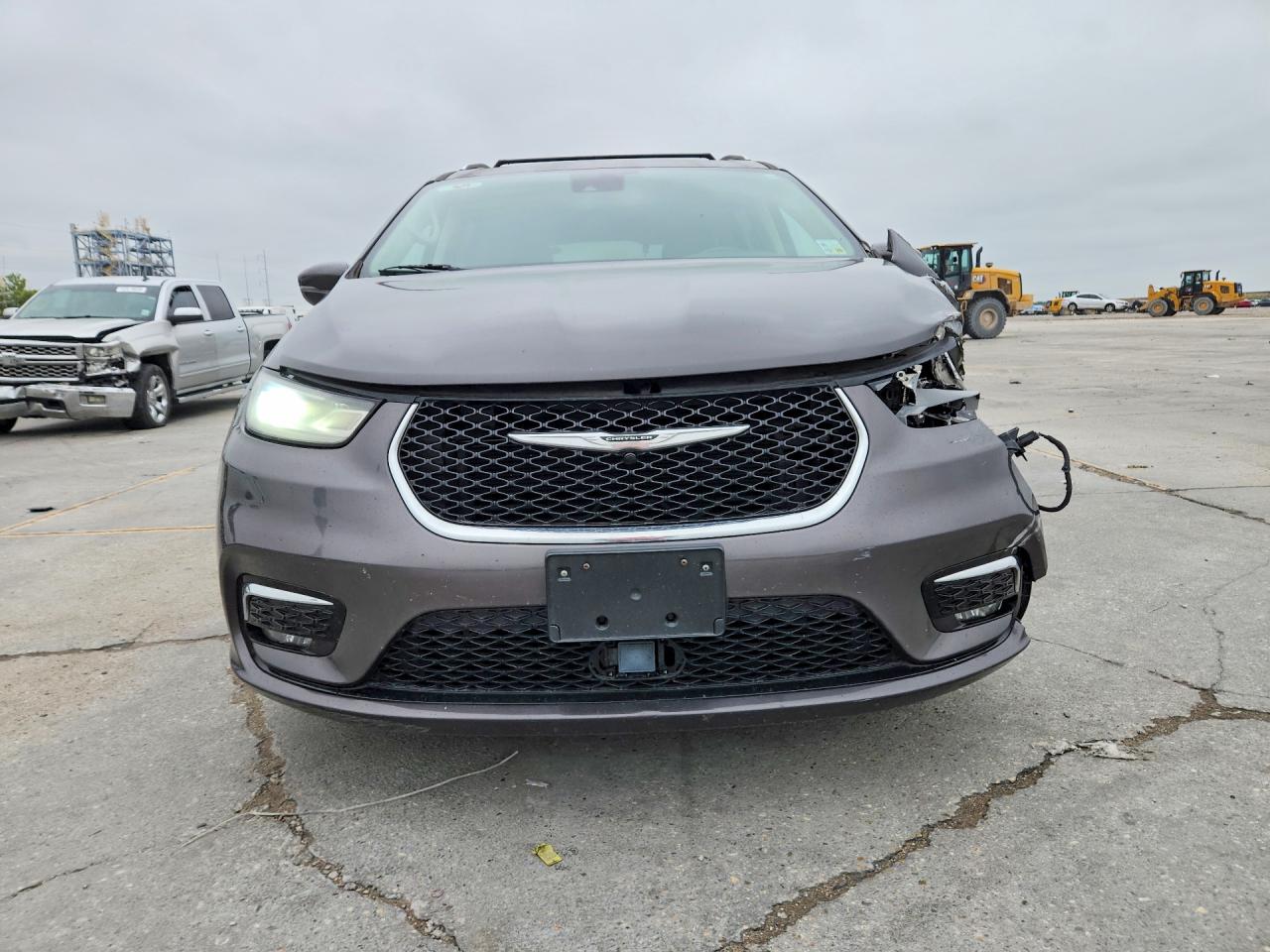 Chrysler Pacifica Touring L